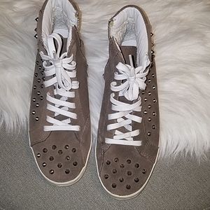 Steve Madden sneakers